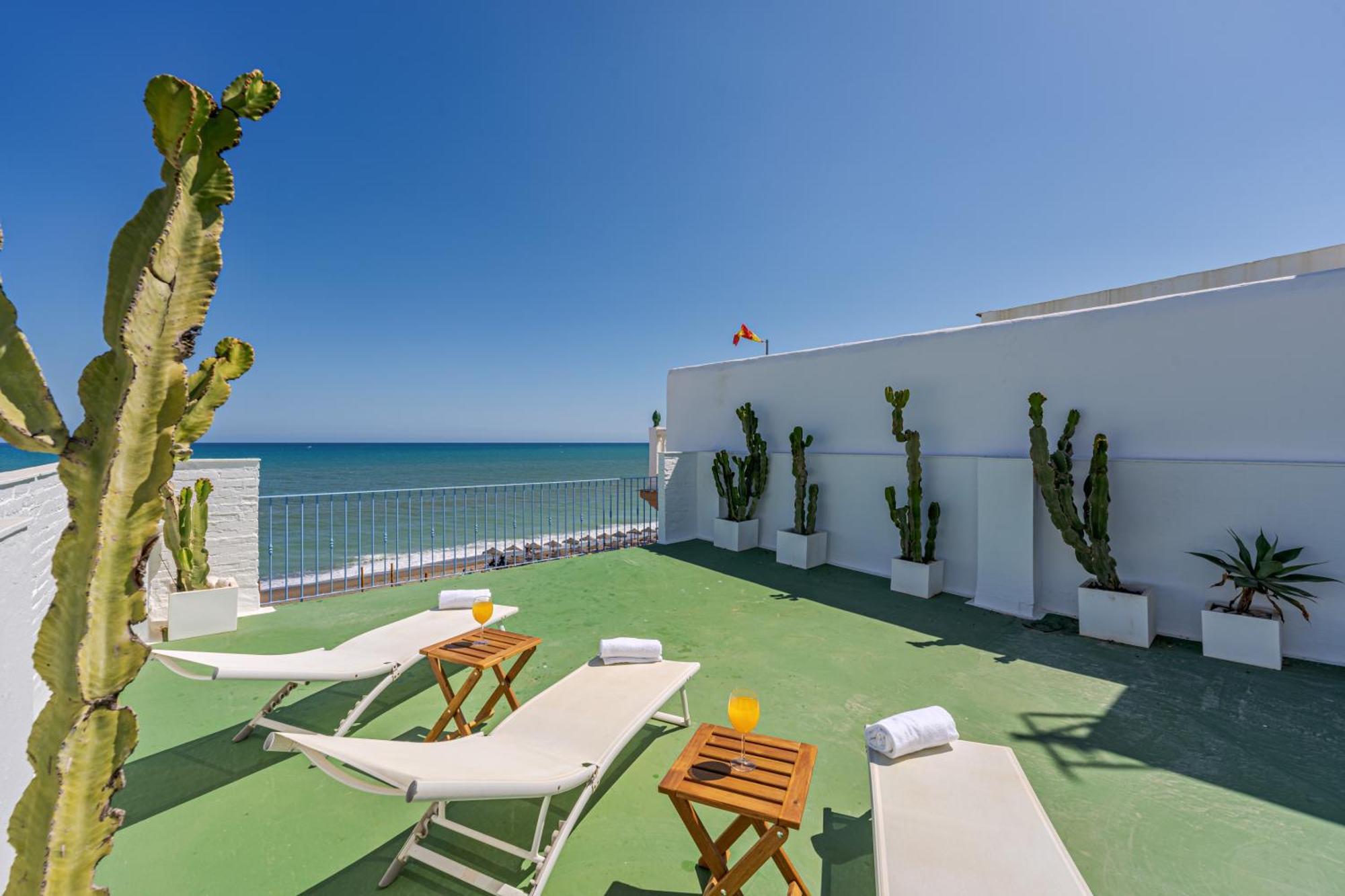 Carihuela - Beach & Sun Torremolinos Eksteriør billede